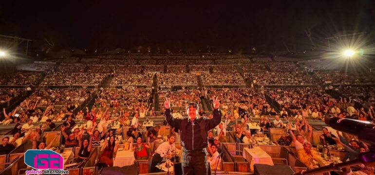 MACARIO MARTÍNEZ HACE SU DEBUT EN CONCIERTO EN EE.UU. EL ICÓNICO HOLLYWOOD BOWL Y OFRECE UN RENDIMIENTO INOLVIDABLE