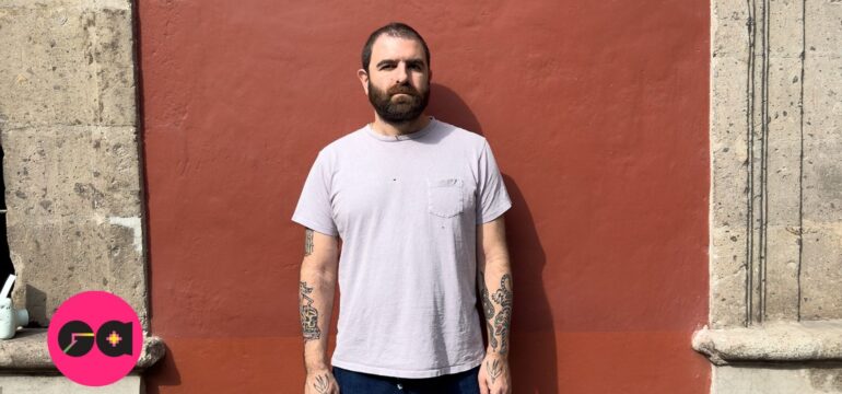 Homer continúa revelando su próximo disco con “The Tall Green”